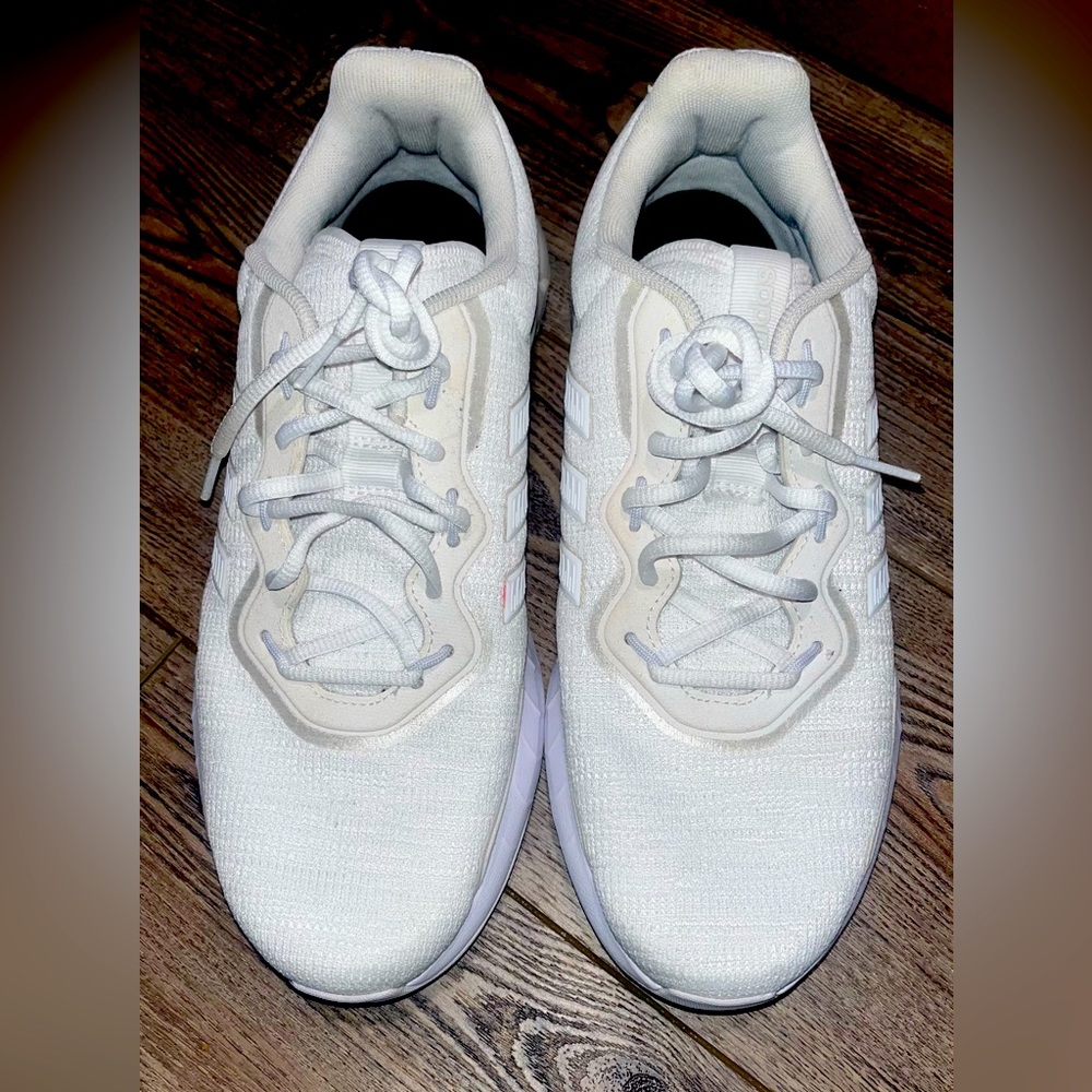 Men’s size 10.5 Adidas ultra boost sneakers